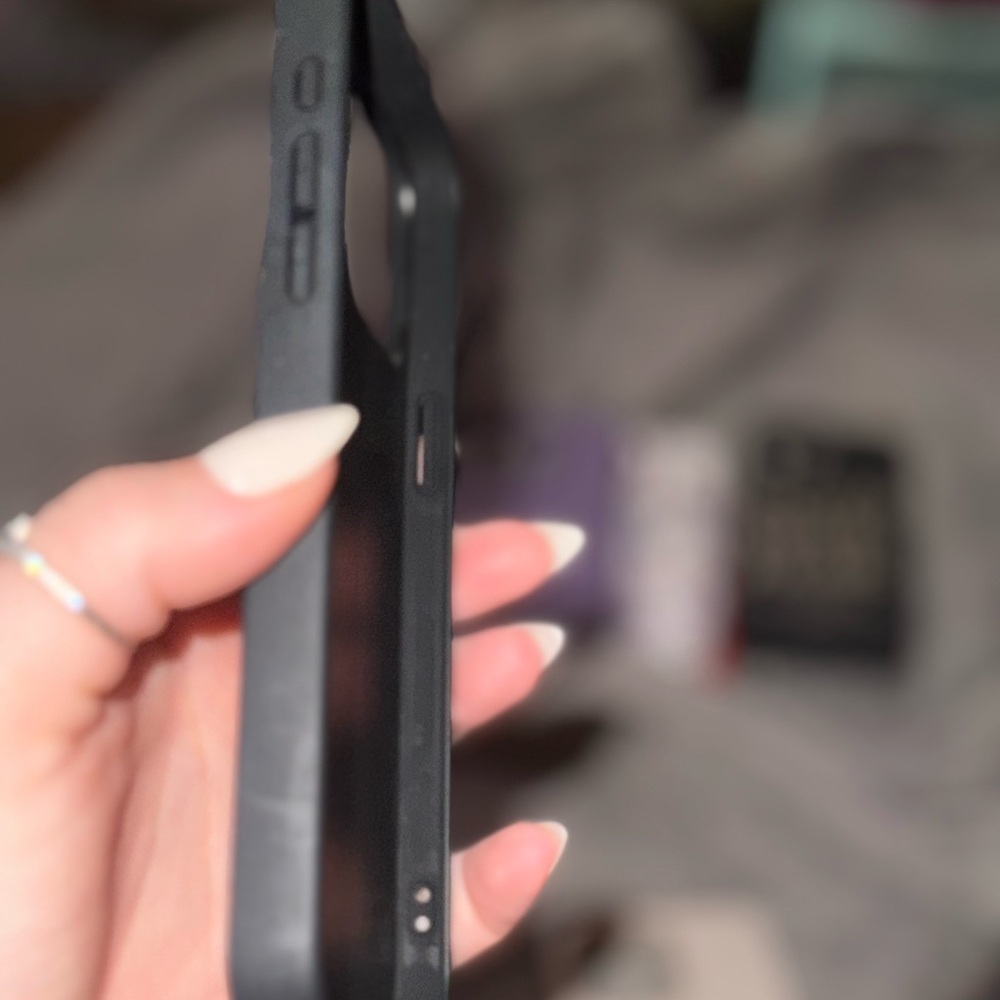 Phone case with - Picture 4 of 6